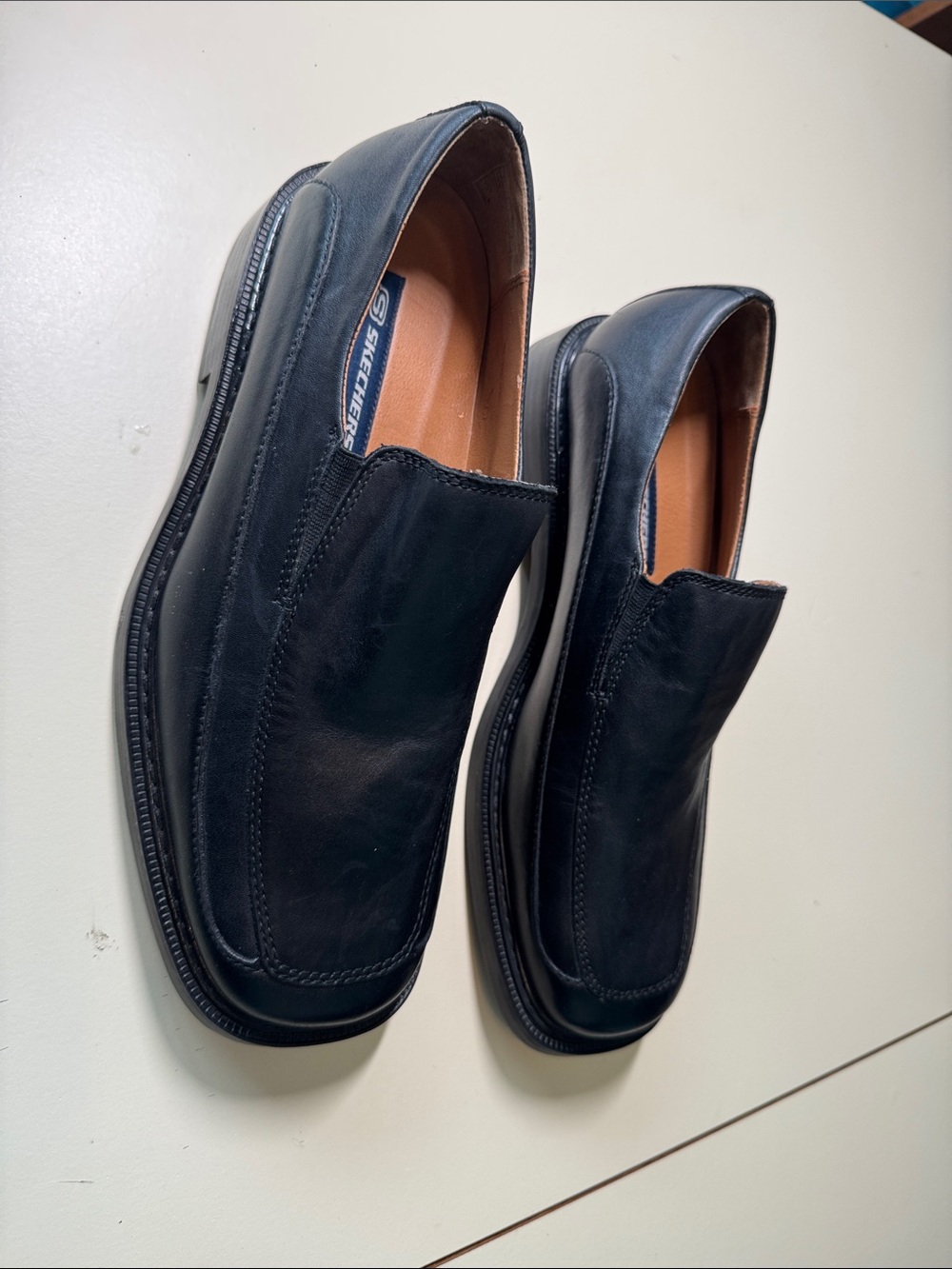 Skechers Men's Black Slip-On Leather Loafers